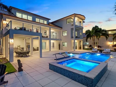 1511 S Riverside Drive New Smyrna Beach FL 32168