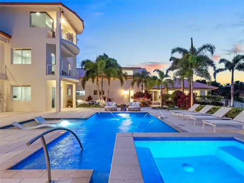 1511 S Riverside Drive New Smyrna Beach FL 32168