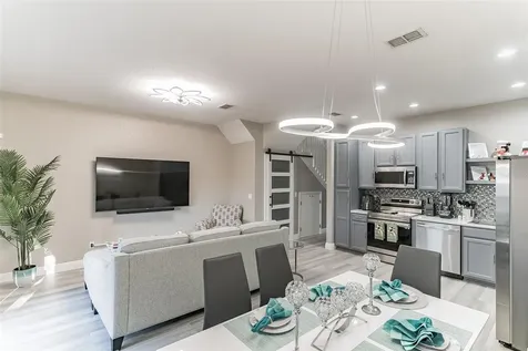 2468 Caravelle Circle Kissimmee FL 34746