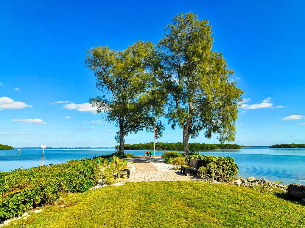 4234 Gulf Of Mexico Drive Longboat Key FL 34228
