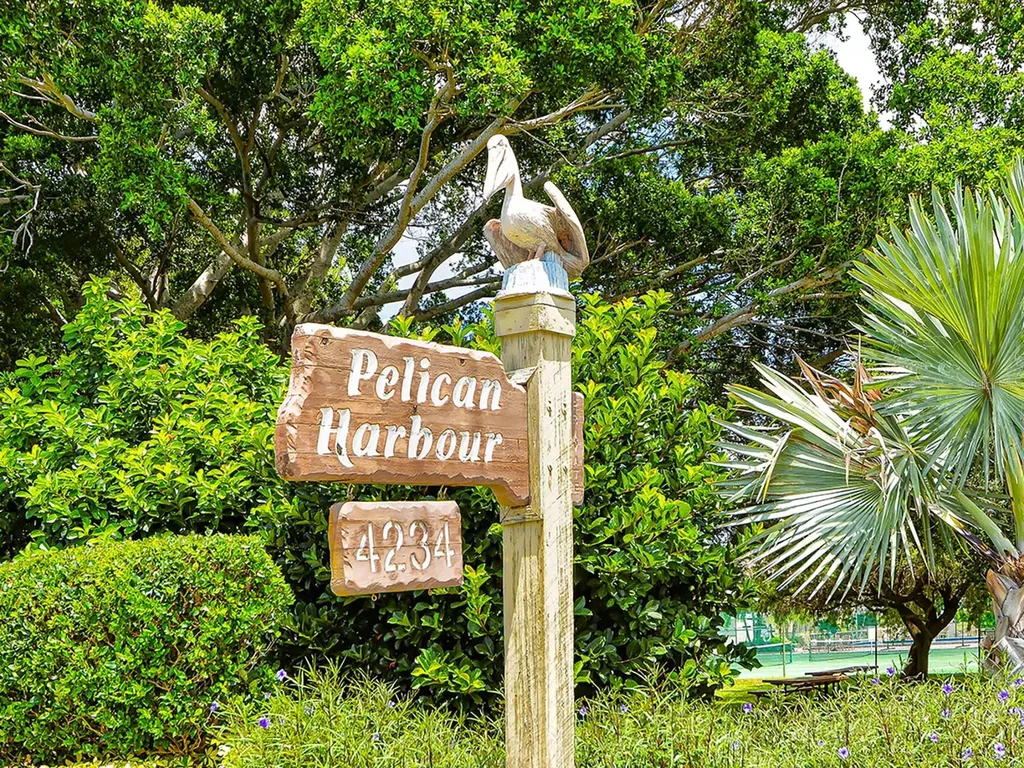 4234 Gulf Of Mexico Drive Longboat Key FL 34228