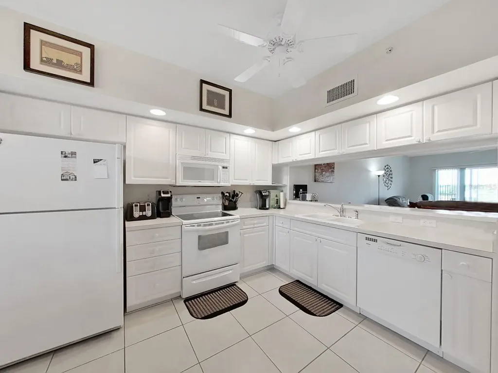 1200 Country Club Drive Largo FL 33771