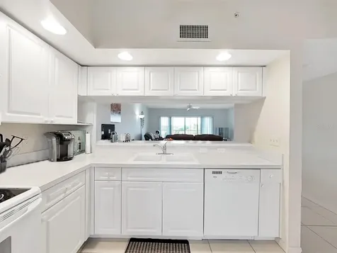 1200 Country Club Drive Largo FL 33771