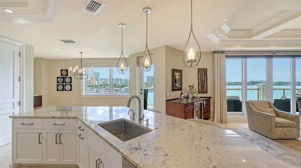 464 Golden Gate Point Sarasota FL 34236