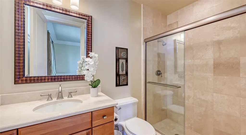 464 Golden Gate Point Sarasota FL 34236