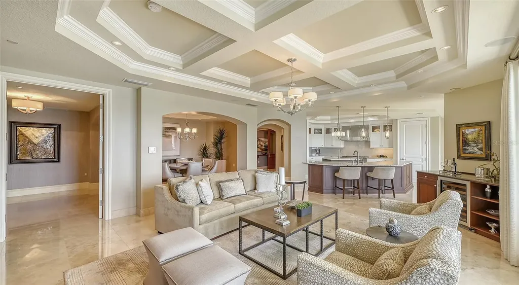 464 Golden Gate Point Sarasota FL 34236