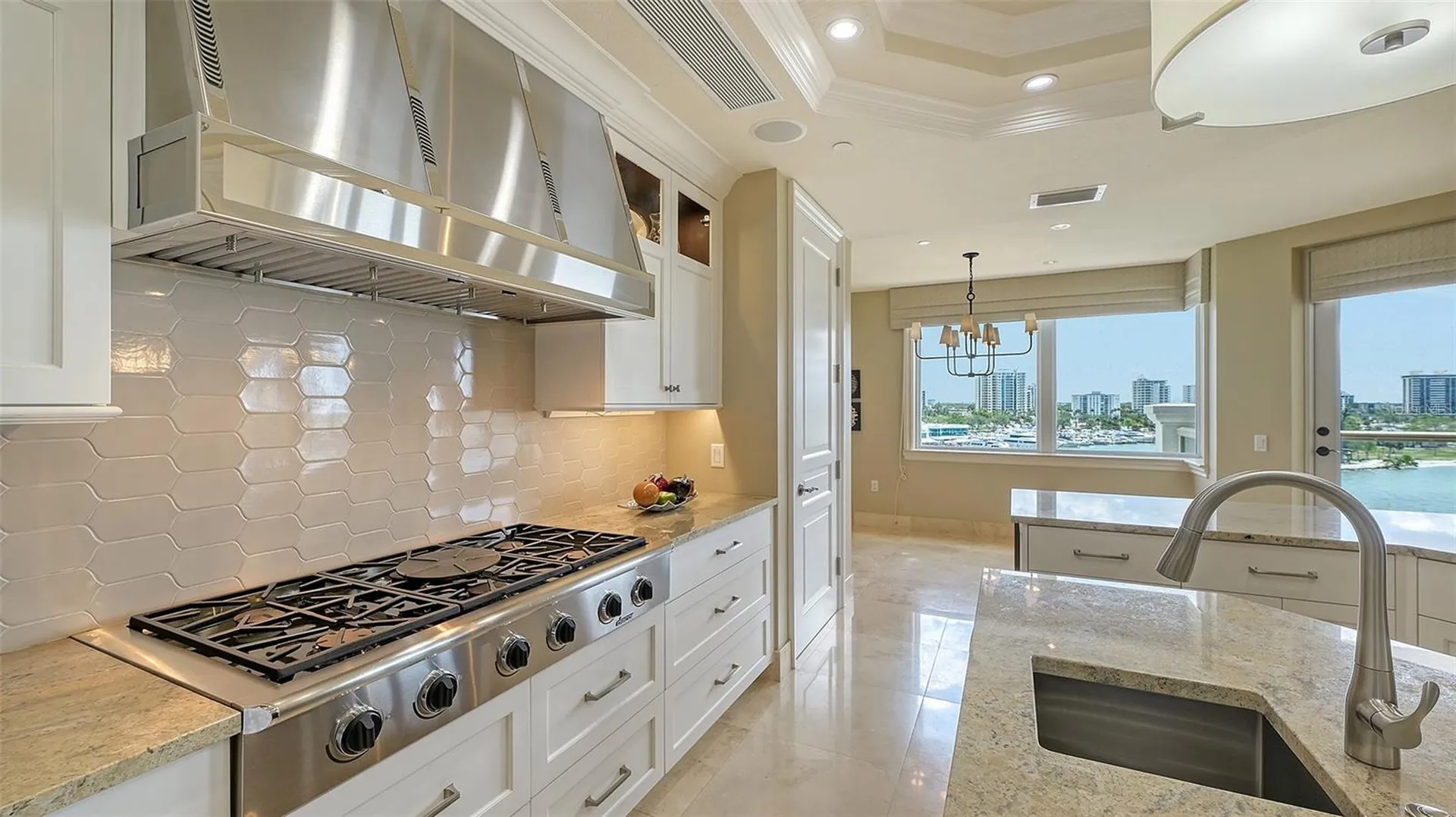 464 Golden Gate Point Sarasota FL 34236