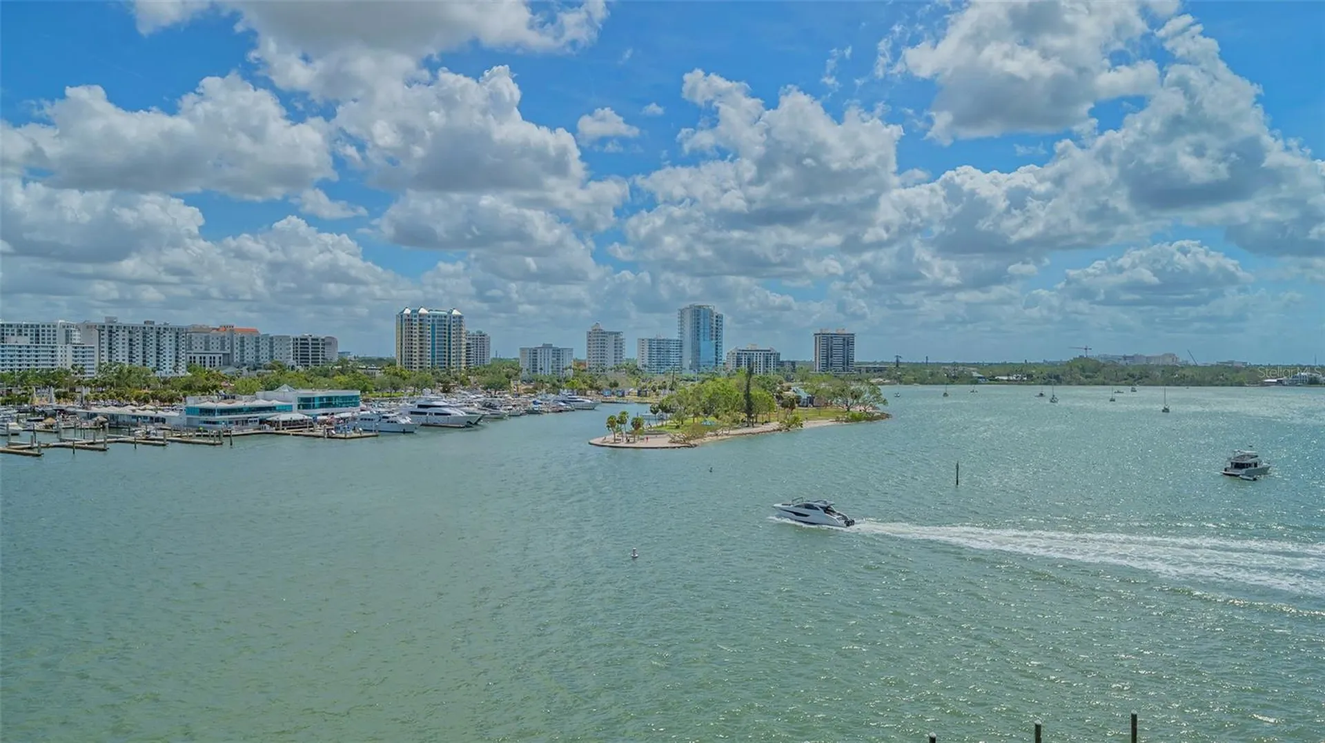 464 Golden Gate Point Sarasota FL 34236