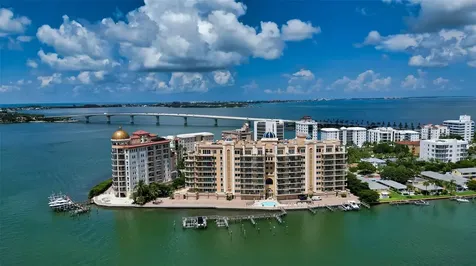 464 Golden Gate Point Sarasota FL 34236
