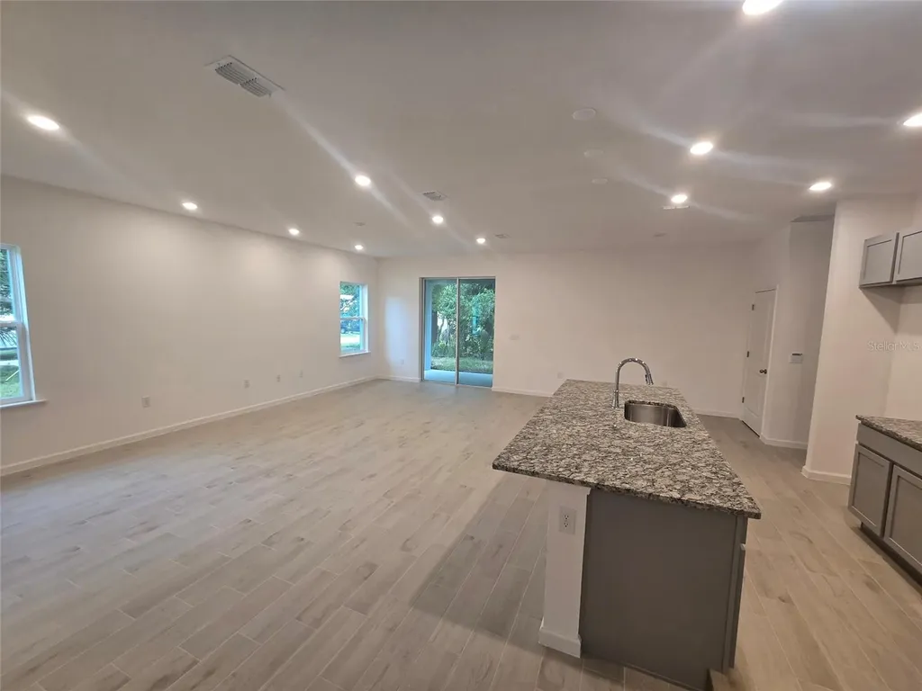 376 Navajo Avenue Ormond Beach FL 32174