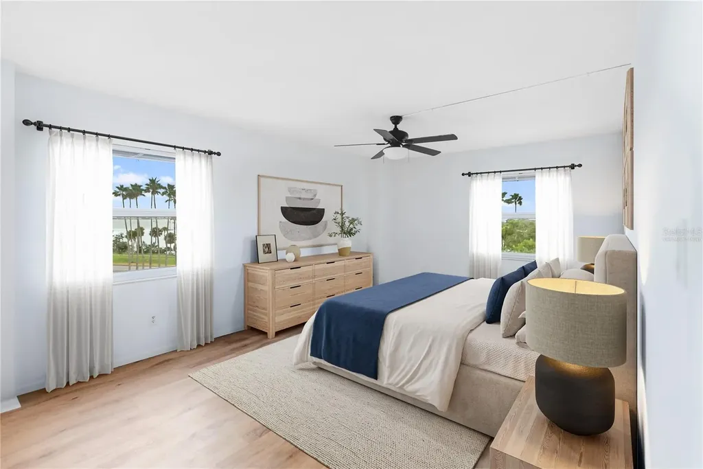 435 S Gulfstream Avenue Sarasota FL 34236