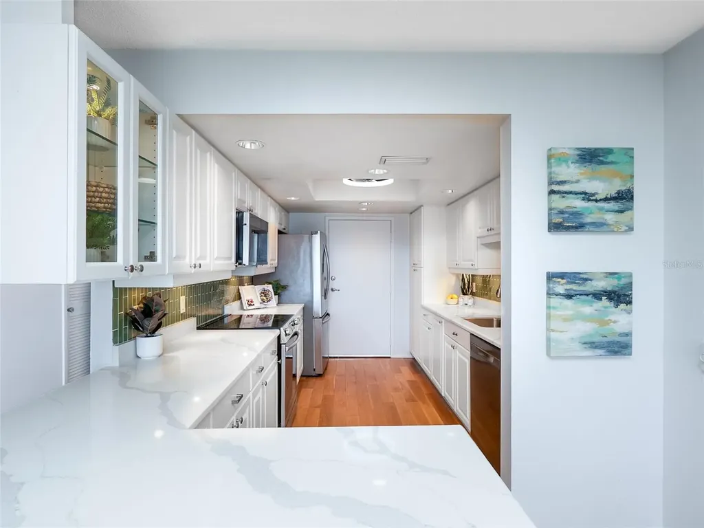 435 S Gulfstream Avenue Sarasota FL 34236