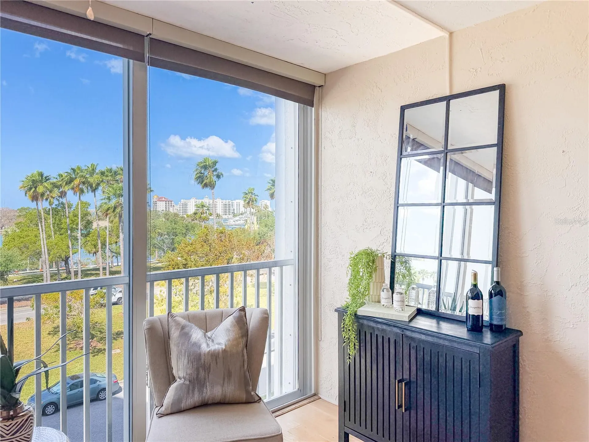 435 S Gulfstream Avenue Sarasota FL 34236