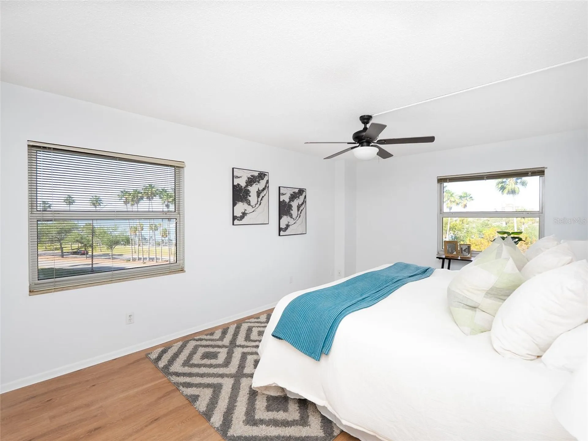 435 S Gulfstream Avenue Sarasota FL 34236
