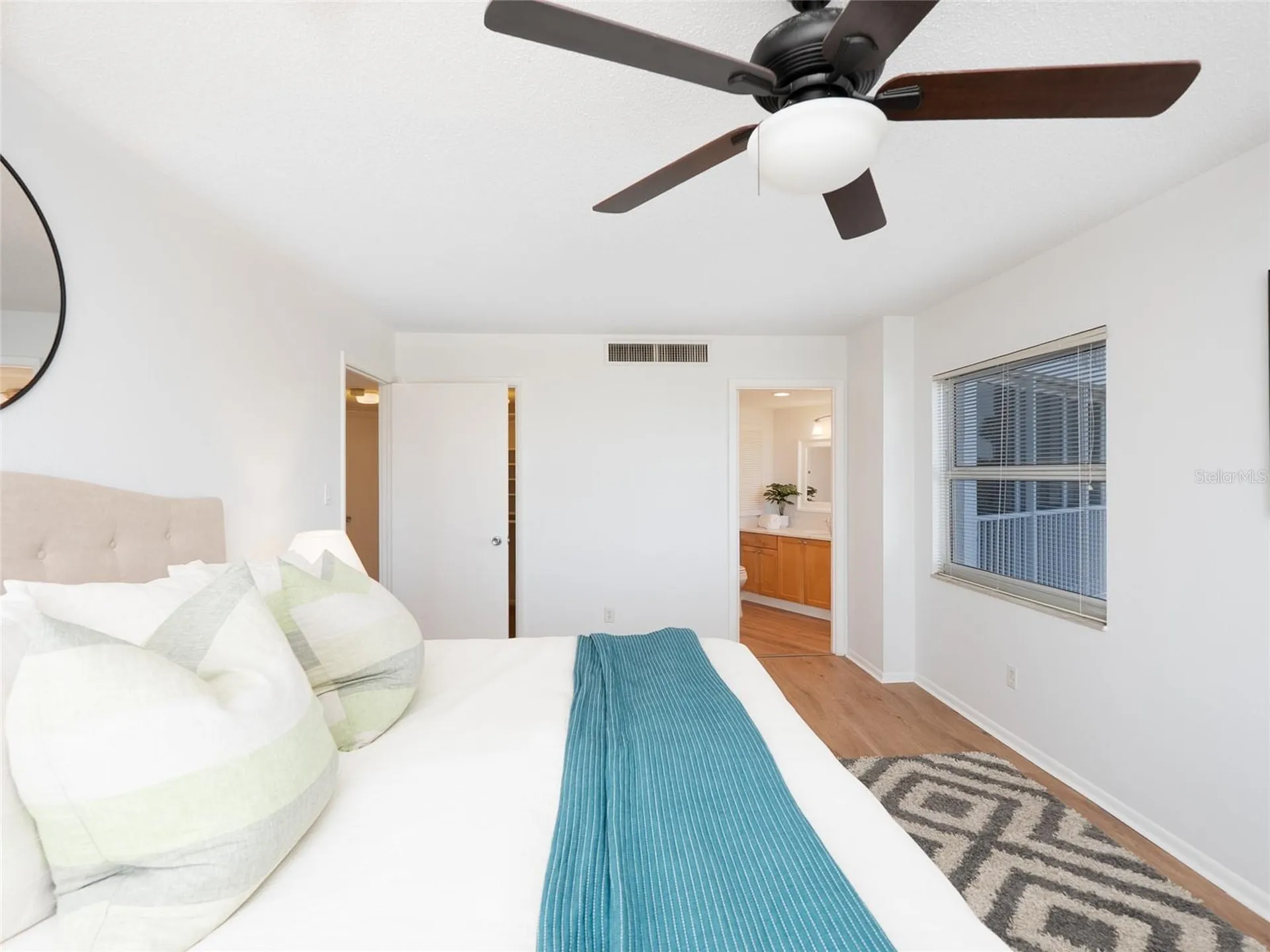 435 S Gulfstream Avenue Sarasota FL 34236