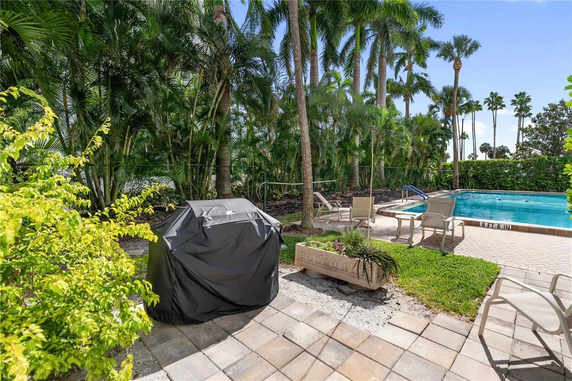 435 S Gulfstream Avenue Sarasota FL 34236