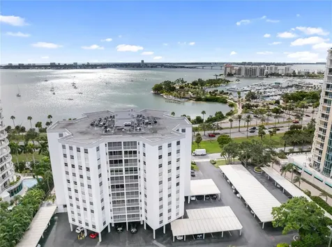 435 S Gulfstream Avenue Sarasota FL 34236