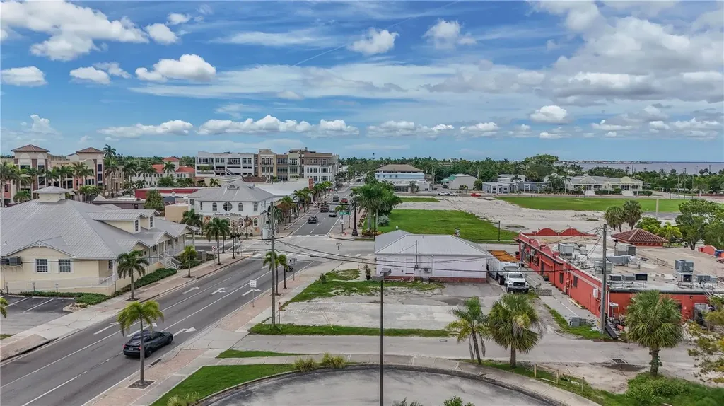 140 Tamiami Trail Punta Gorda FL 33950