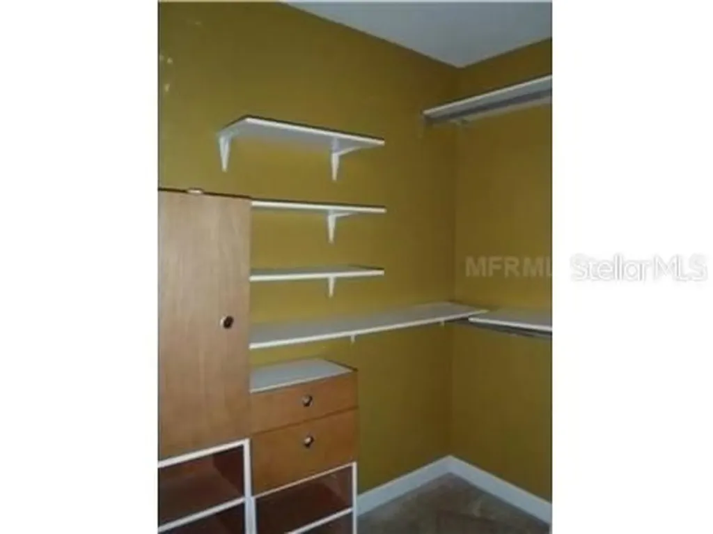 18318 Bridle Club Drive Tampa FL 33647