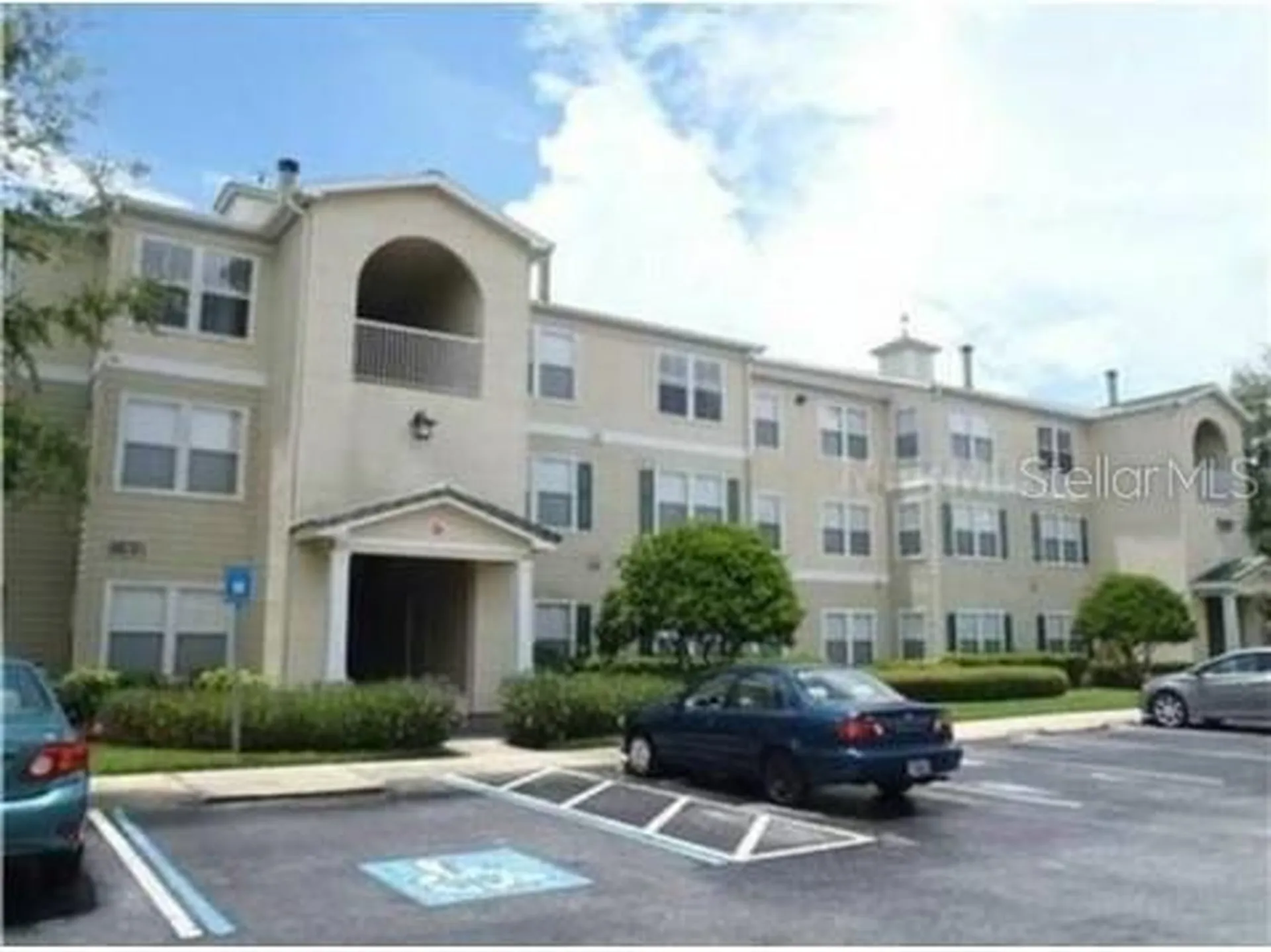 18318 Bridle Club Drive Tampa FL 33647
