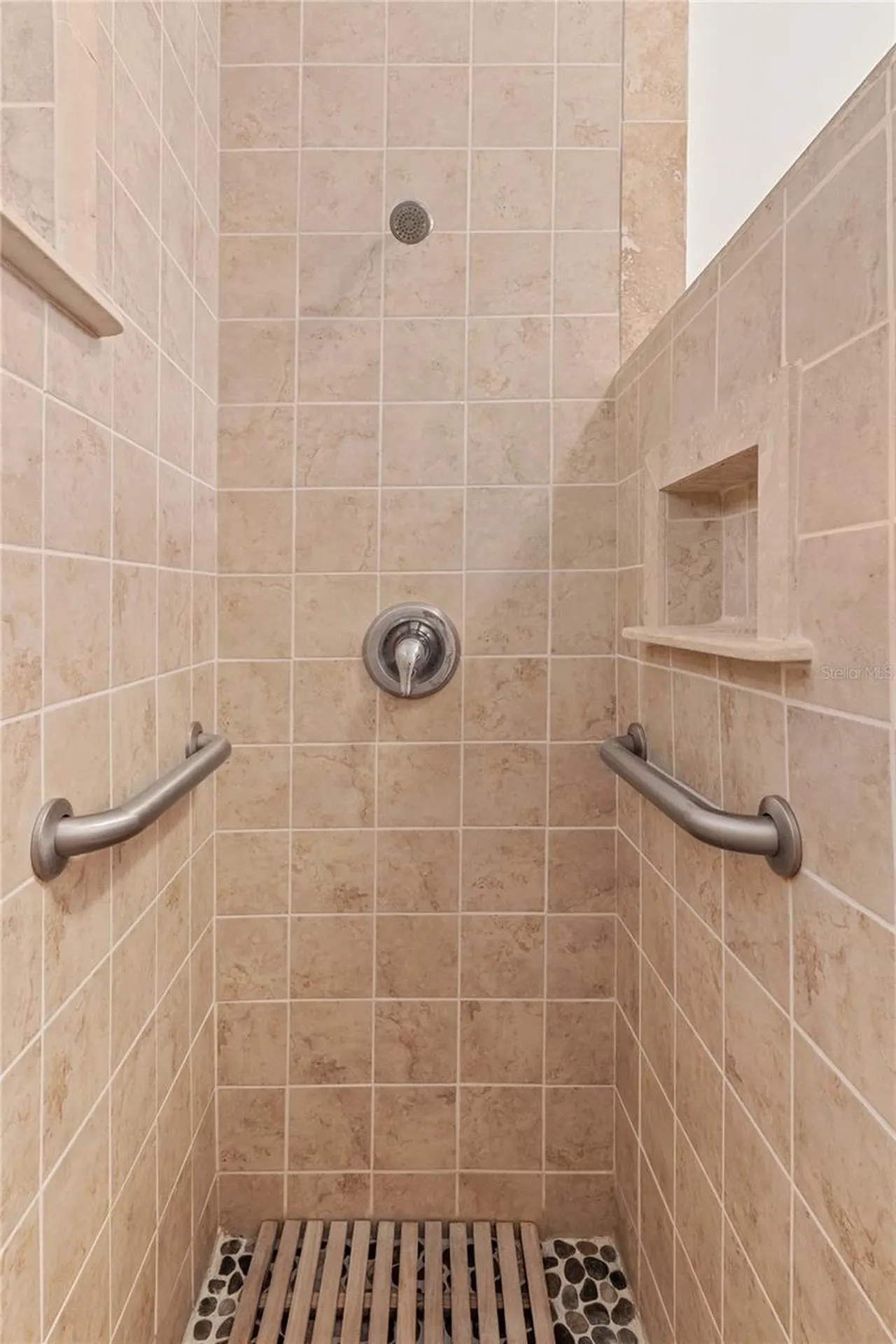 1006 11th Avenue W Bradenton FL 34205