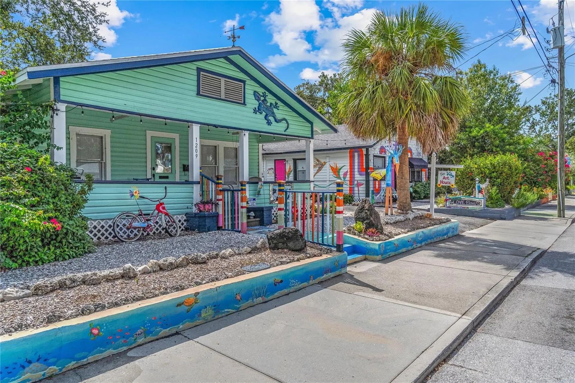 1006 11th Avenue W Bradenton FL 34205