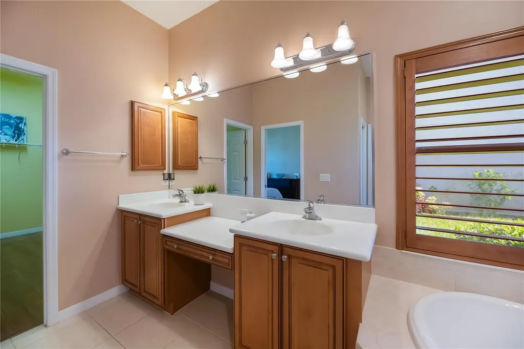 11819 Granite Woods Loop Venice FL 34292