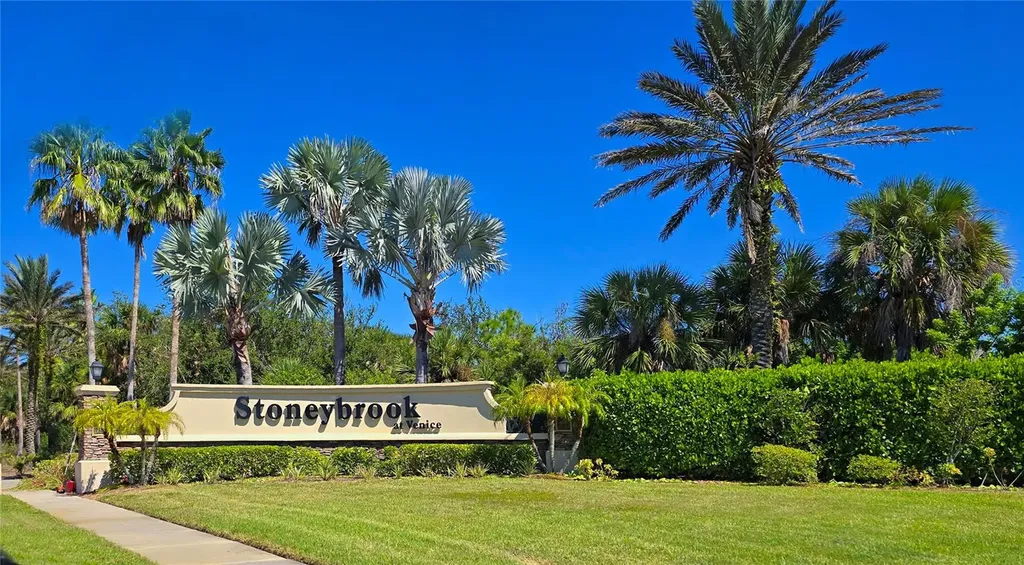 11819 Granite Woods Loop Venice FL 34292