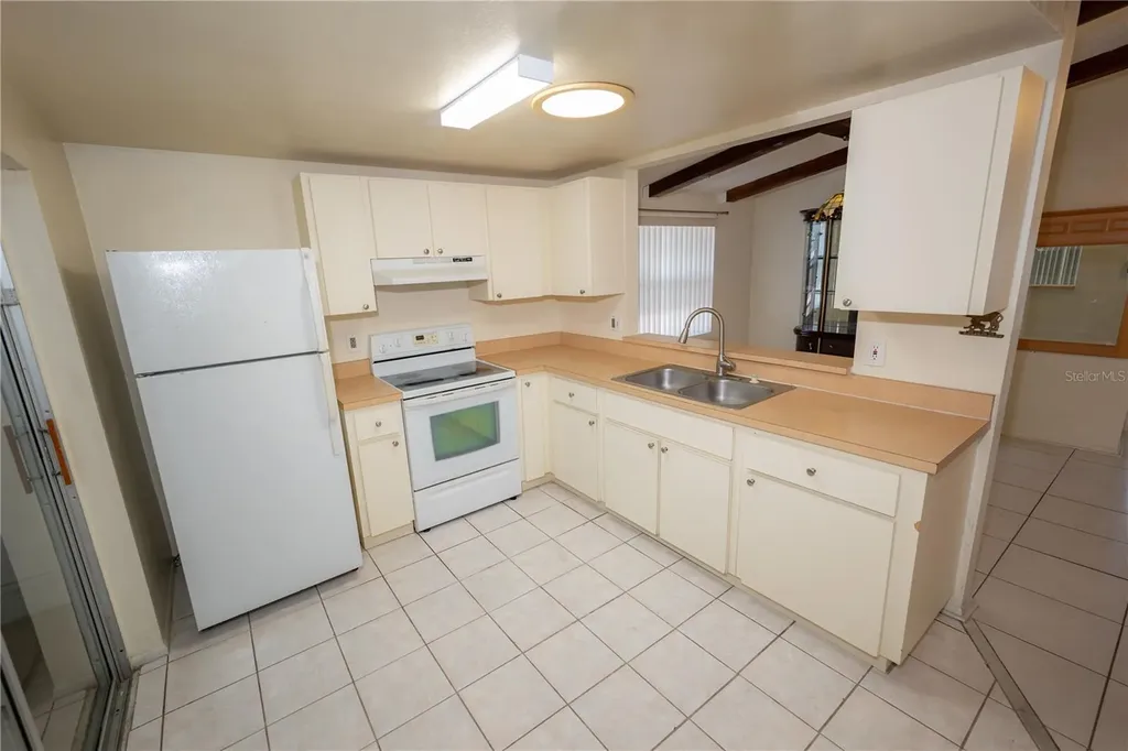 9120 Sandcroft Court Tampa FL 33615