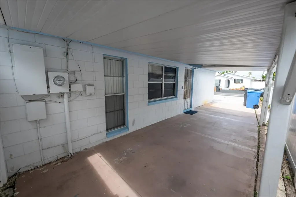 9120 Sandcroft Court Tampa FL 33615