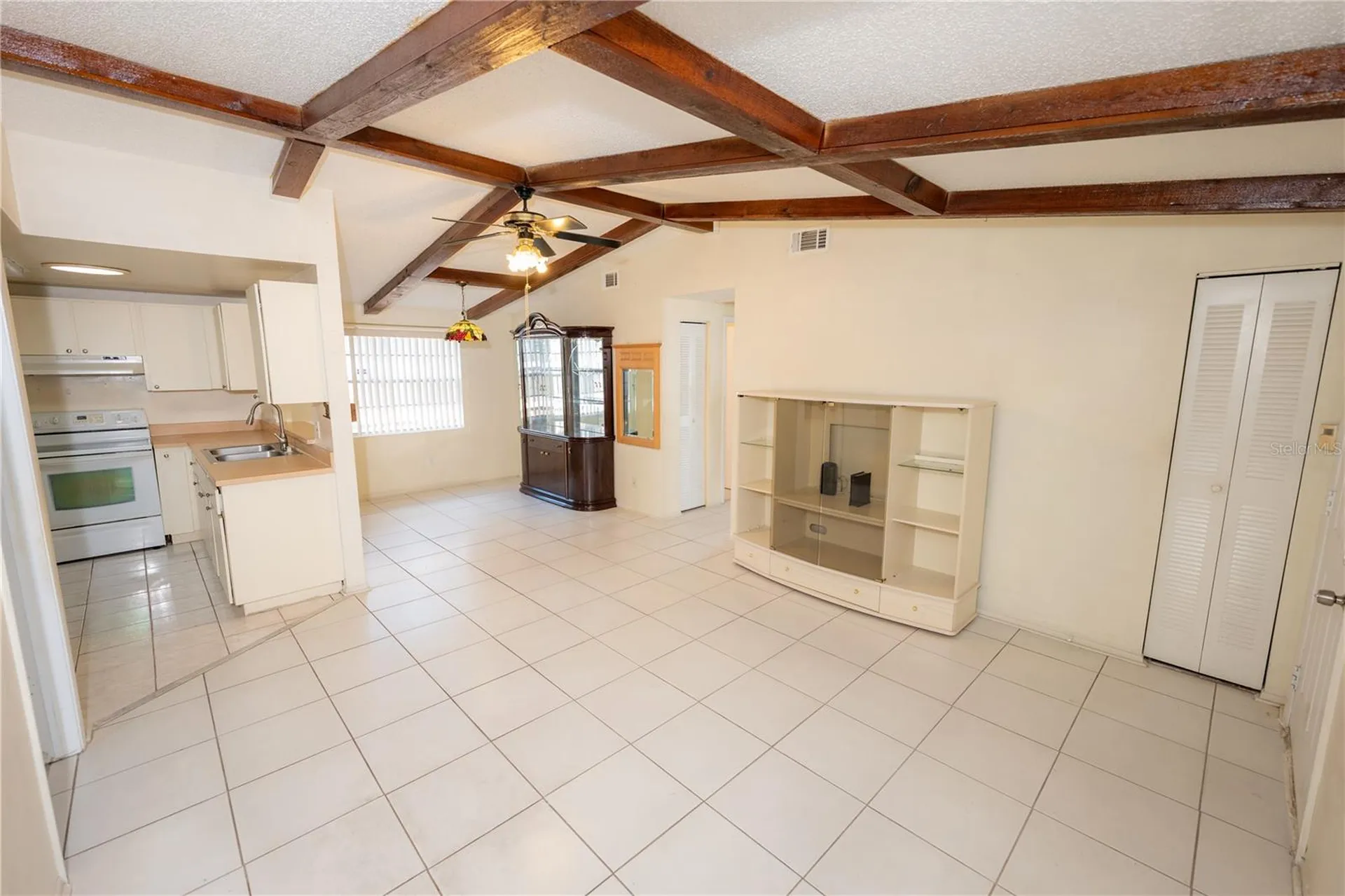 9120 Sandcroft Court Tampa FL 33615