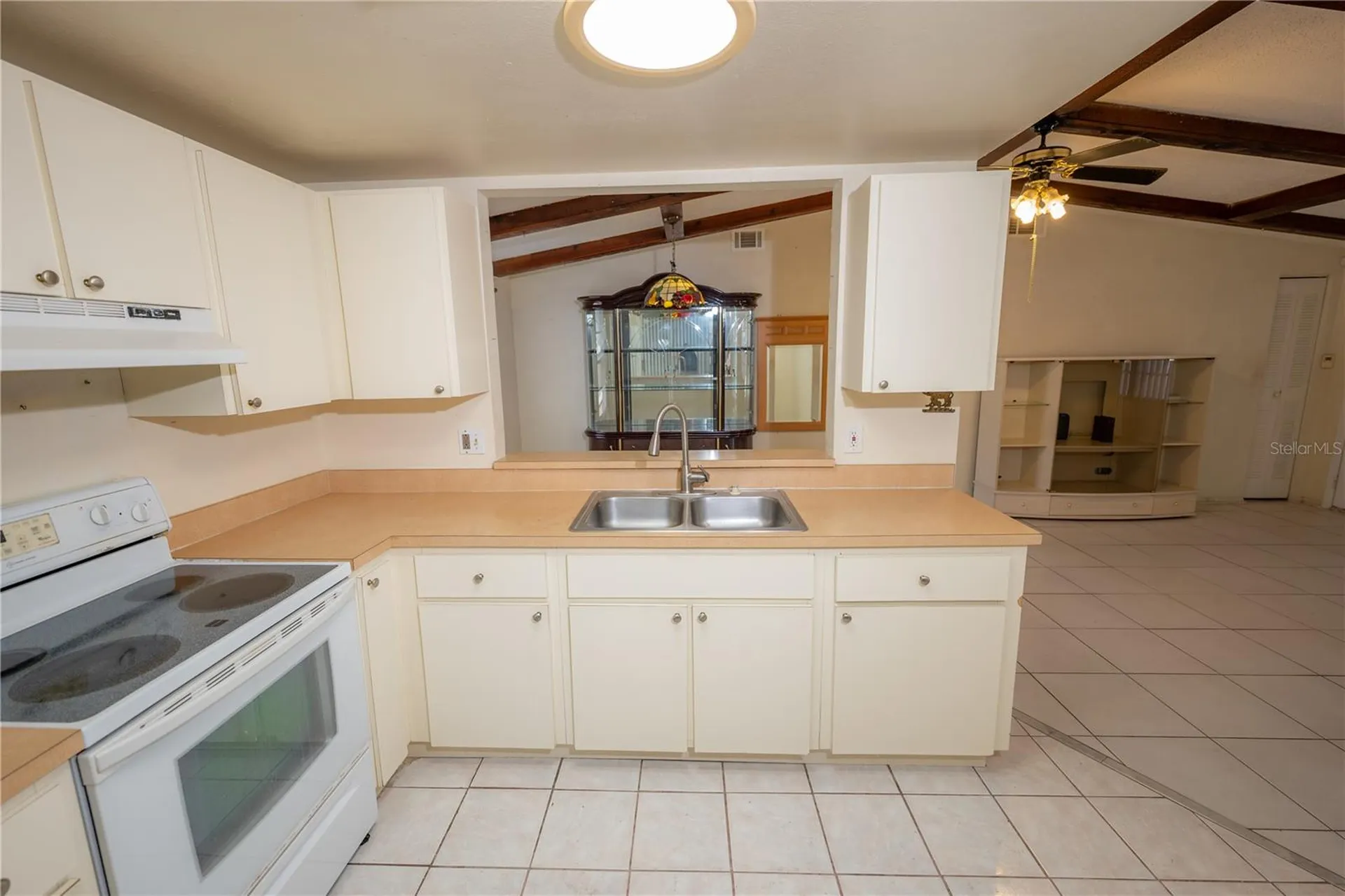 9120 Sandcroft Court Tampa FL 33615