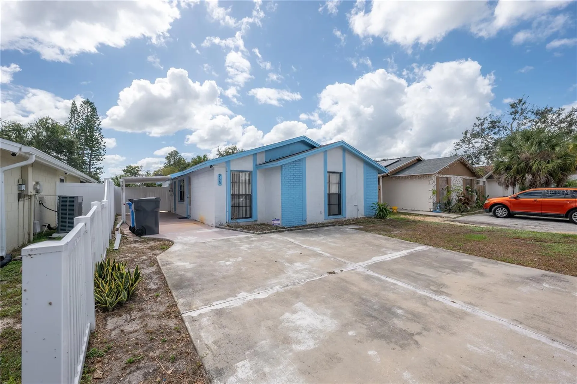 9120 Sandcroft Court Tampa FL 33615