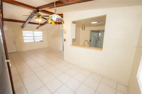 9120 Sandcroft Court Tampa FL 33615