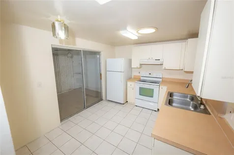 9120 Sandcroft Court Tampa FL 33615