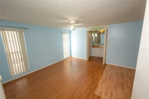 9120 Sandcroft Court Tampa FL 33615