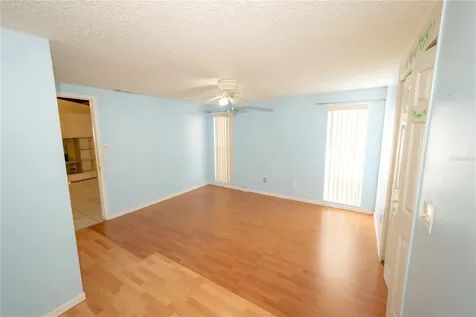 9120 Sandcroft Court Tampa FL 33615