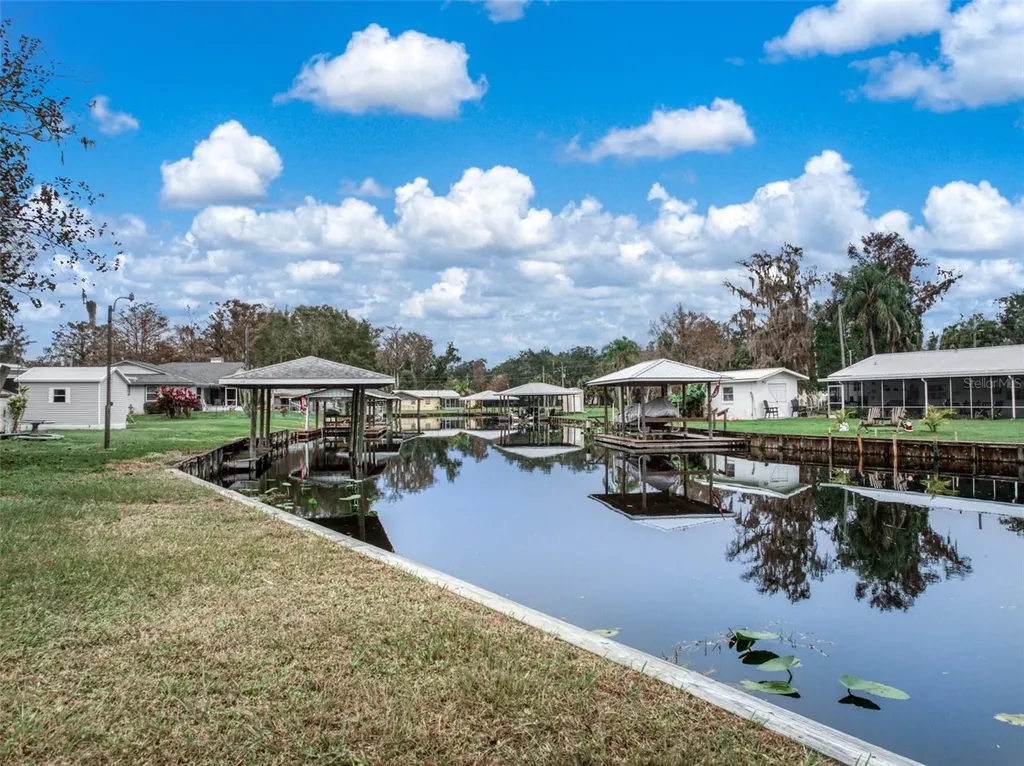 612 Dragonfly Lane Lorida FL 33857