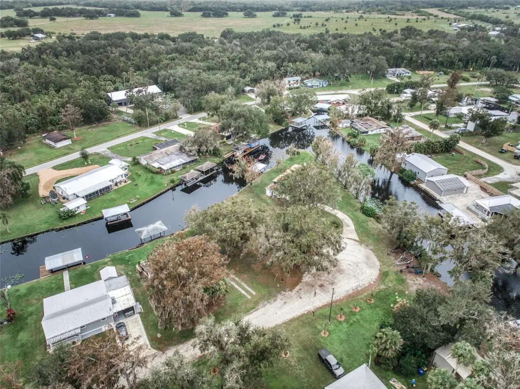 612 Dragonfly Lane Lorida FL 33857