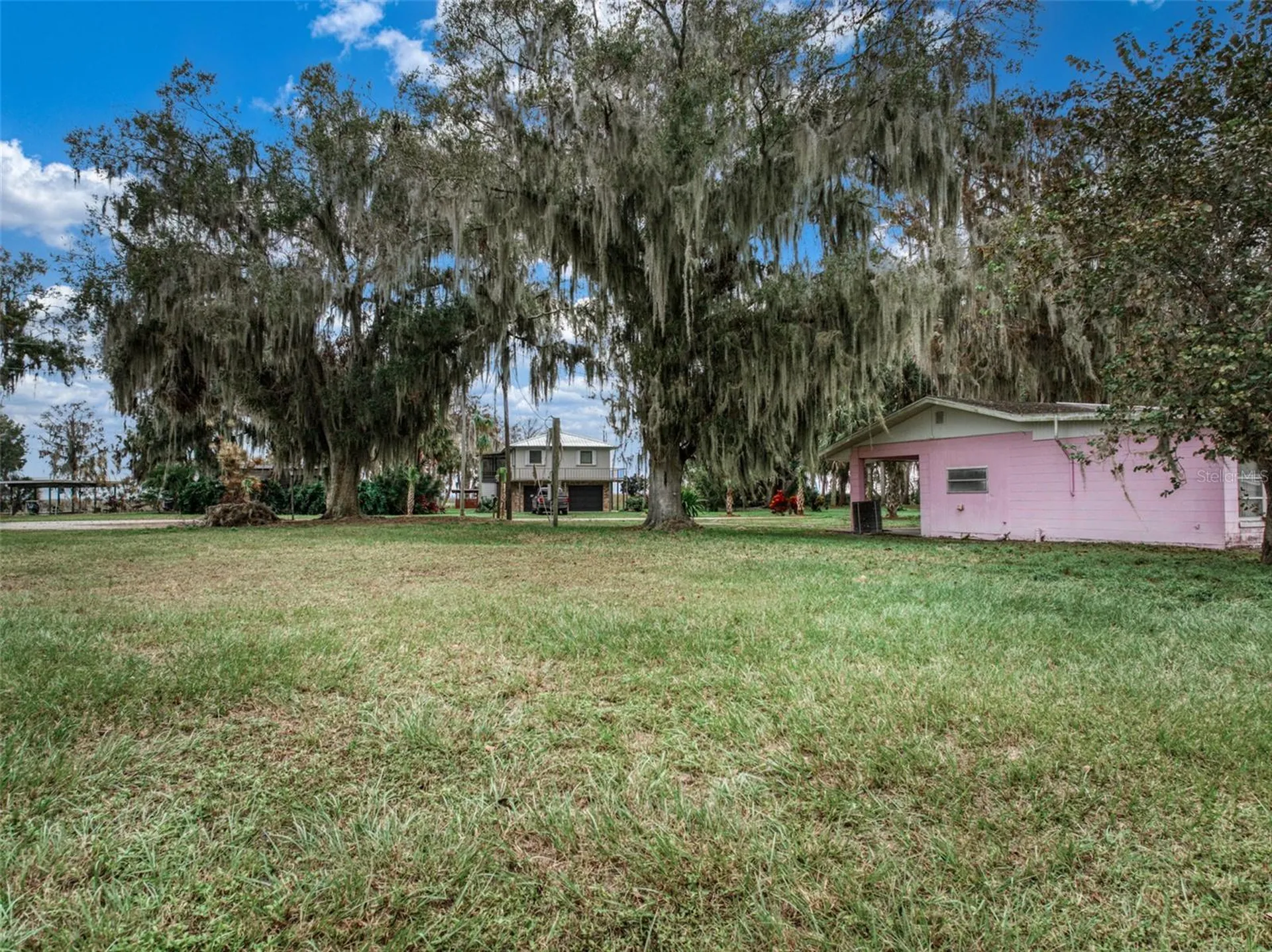 612 Dragonfly Lane Lorida FL 33857