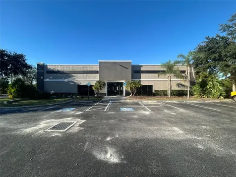 1510 E College Avenue Ruskin FL 33570