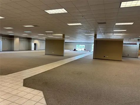1510 E College Avenue Ruskin FL 33570