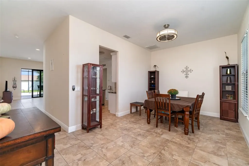 3137 SE 8th Avenue Cape Coral FL 33904