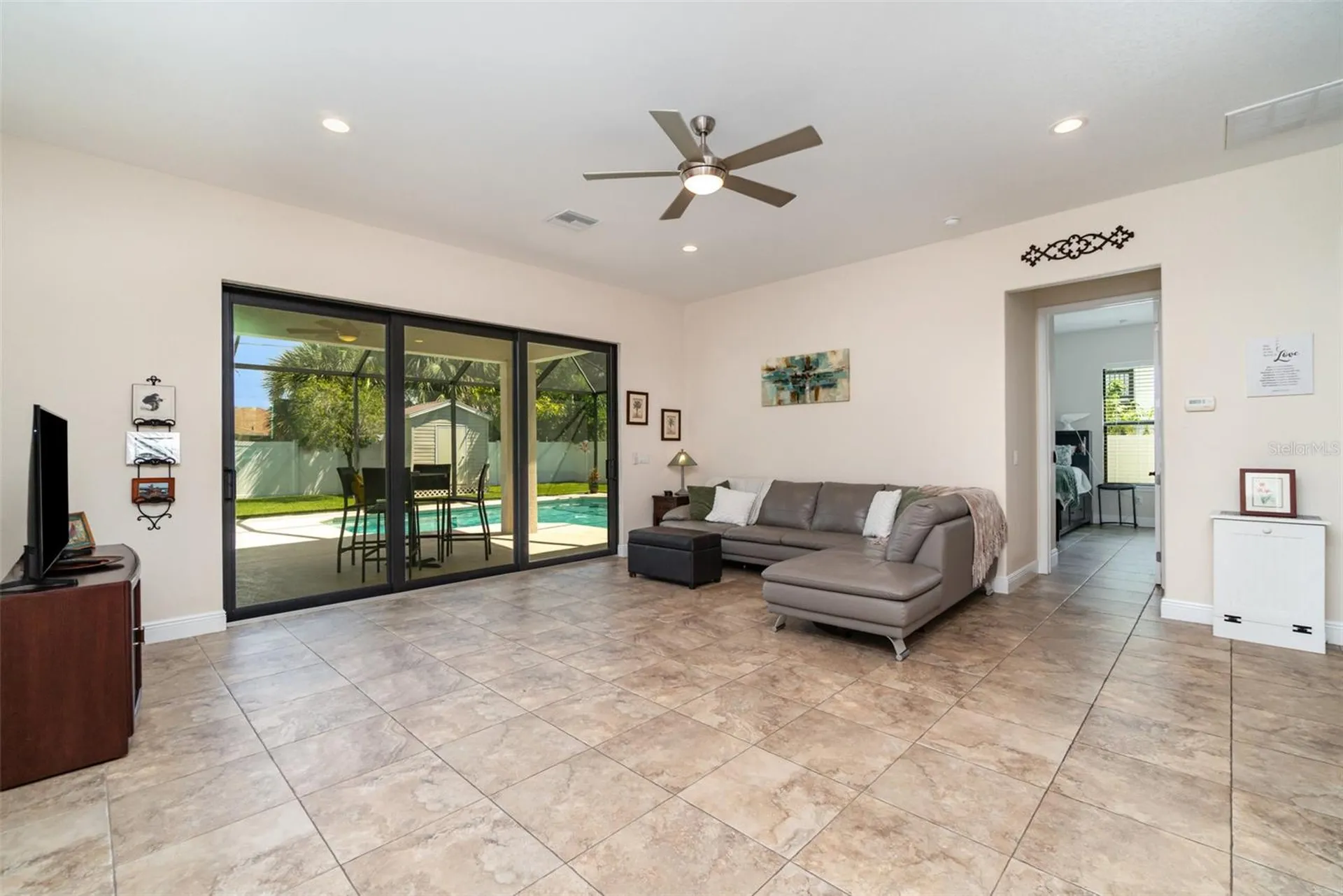 3137 SE 8th Avenue Cape Coral FL 33904