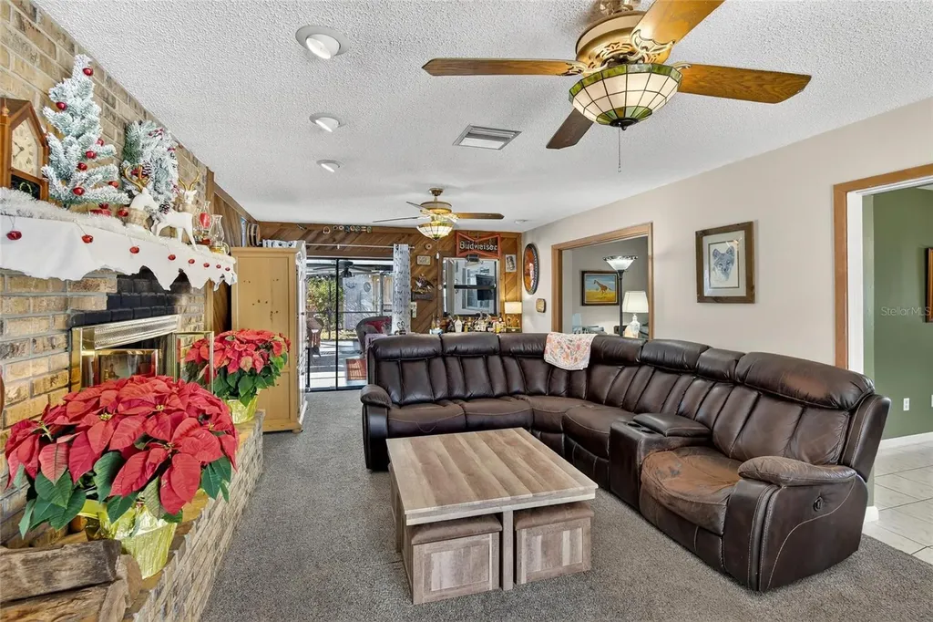508 Sovereign Court Tampa FL 33613