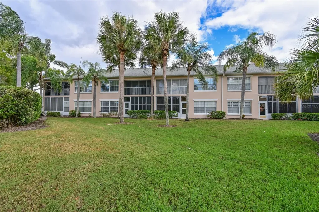 4705 Sand Trap Street Circle E Bradenton FL 34203