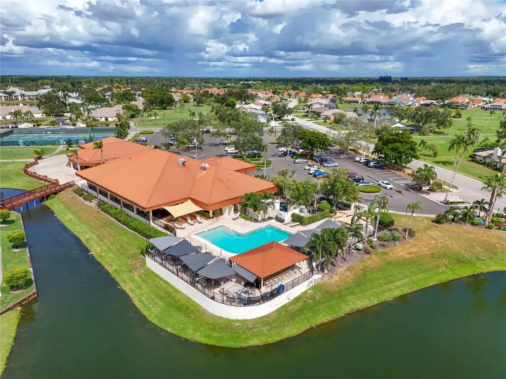 4705 Sand Trap Street Circle E Bradenton FL 34203