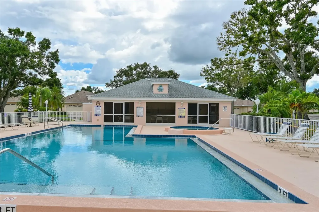 4705 Sand Trap Street Circle E Bradenton FL 34203