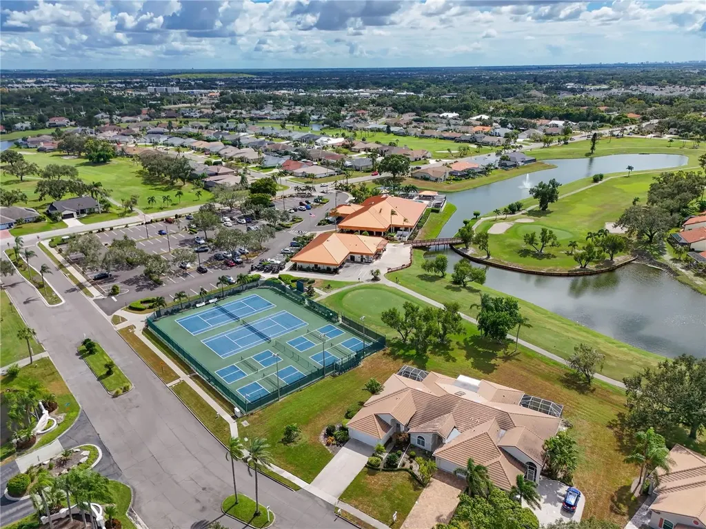 4705 Sand Trap Street Circle E Bradenton FL 34203