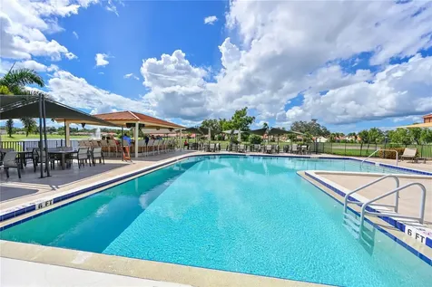 4705 Sand Trap Street Circle E Bradenton FL 34203